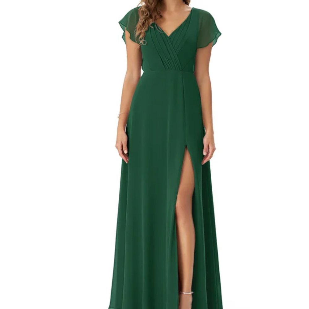 Azazie Rylee Dark Green  Size 6